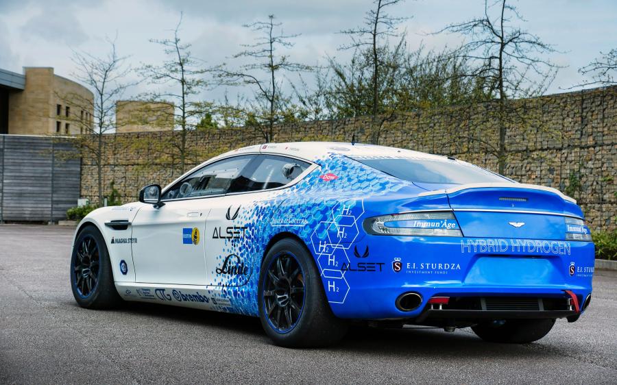  Aston Martin Hybrid Hydrogen Rapide S 2013 года  (фото 7 из 11)